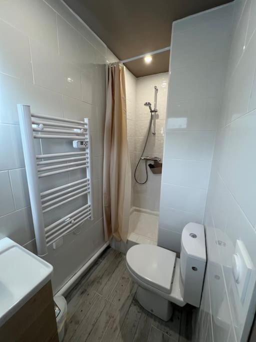 Appartement 3 Pieces Moderne 2 A 6 Personnes La Bourboule Luaran gambar